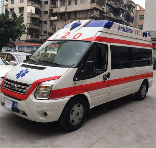 洪湖专业救护车出租,您身边的生命守护者