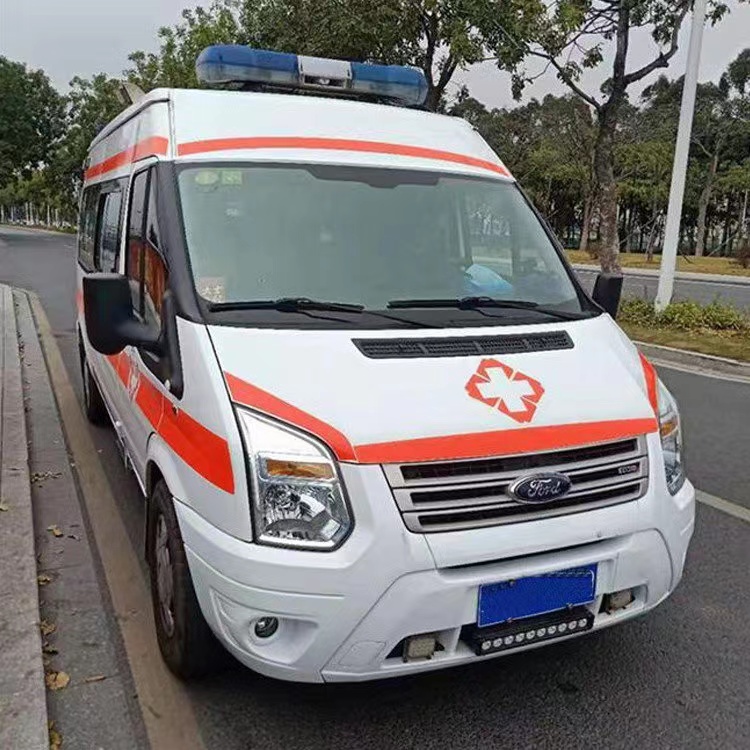 洪湖用途不同,救护车装备标准也不同